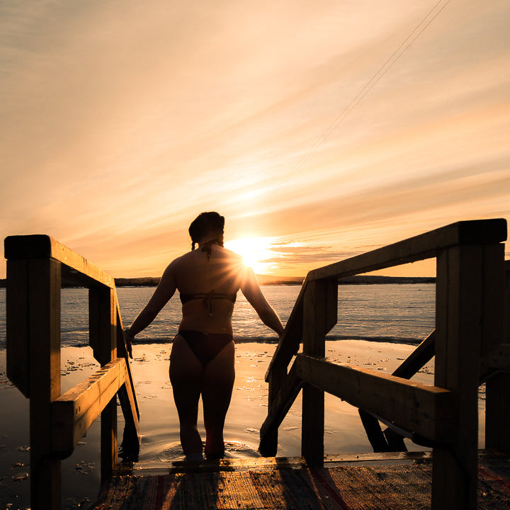 Private Wood-Heated Sauna and Ice Swimming